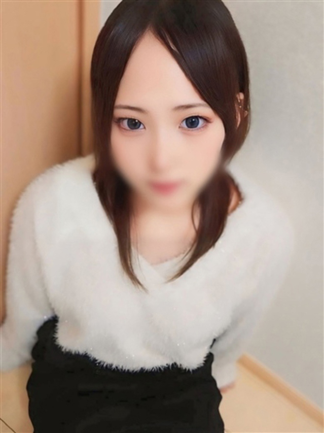 ゆま【完全業界未経験の18歳♪】（Secret Service ～貴方とだけの秘密の無料オプション～）