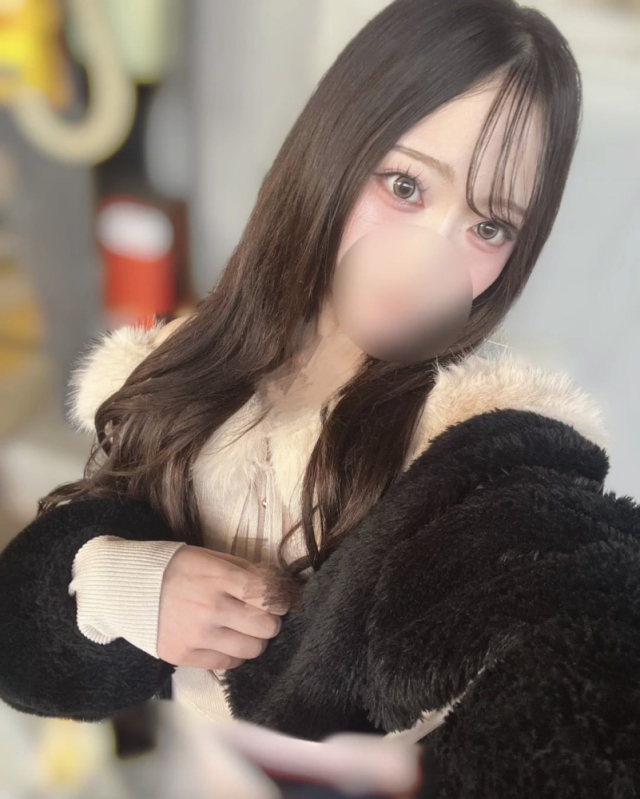 相澤瑠那（専属秘書）