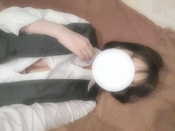 負けじと