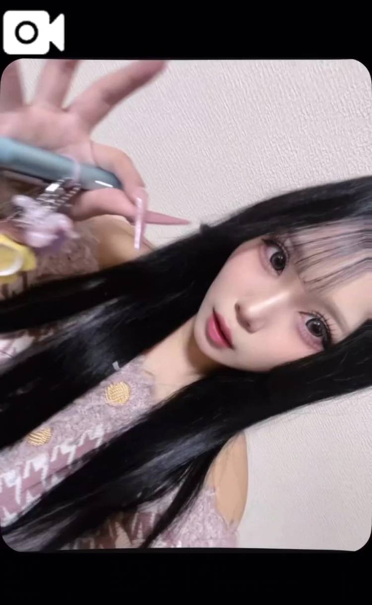 黒髪あみ、解禁🖤