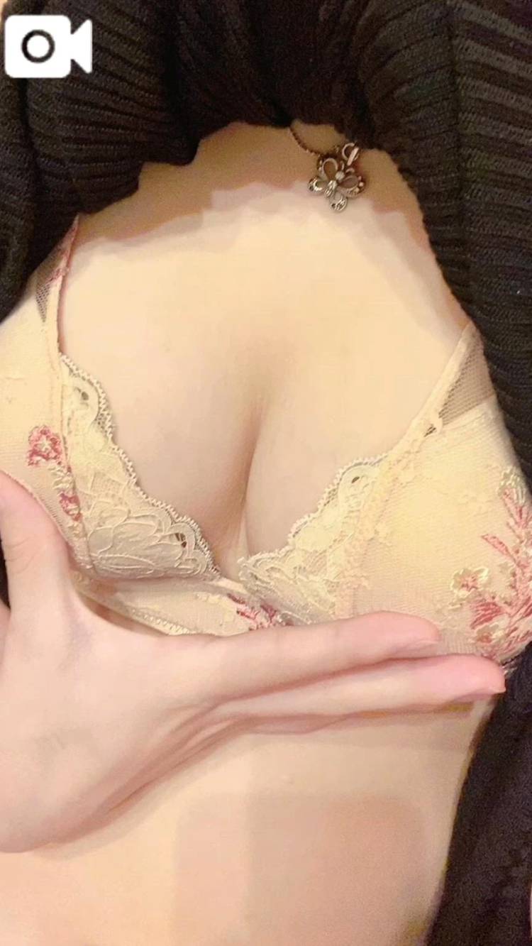 もにゅ〜ってして？？( *˘ ³˘)♥