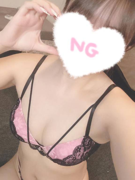 下着はえっちぃなやつが好きです🎀