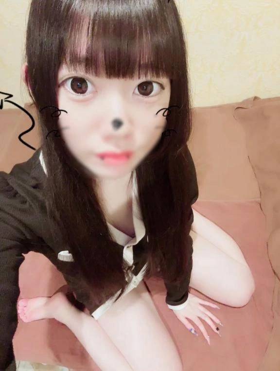 にゃん‎( ̳- ·̫ - ̳ˆ )◞❤︎