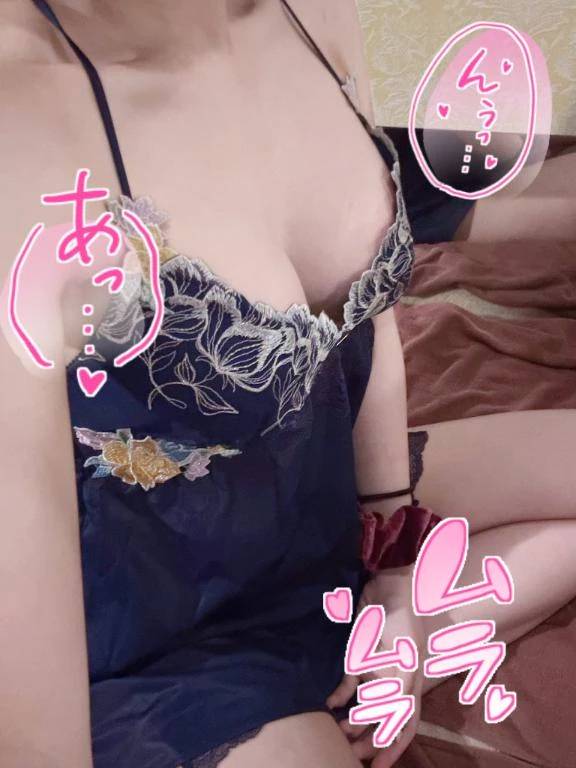 ベッドで、、、//🔞
