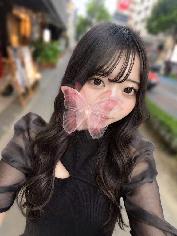 瞳に吸い込まれて…