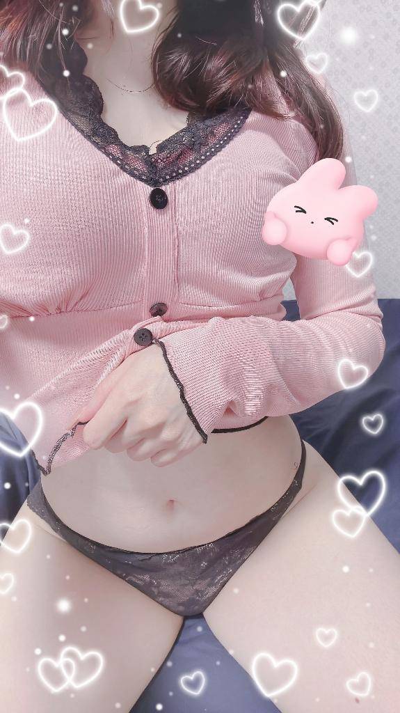 体験まゆな　業界未経験の甘えん坊☆敏感ド変態な素人美乳娘
