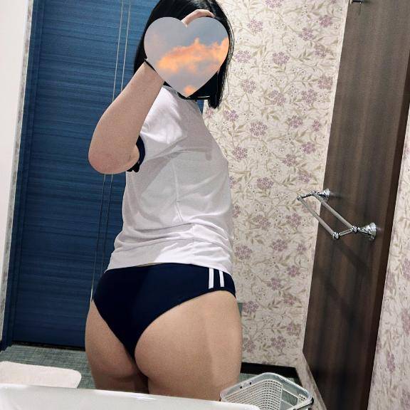 体験さよ　美人でサービス精神旺盛！セクシーな桃尻娘♡