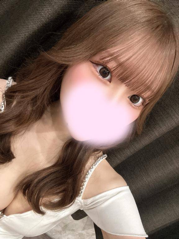 体験ももな　Ｇカップの魅力を堪能しない？
