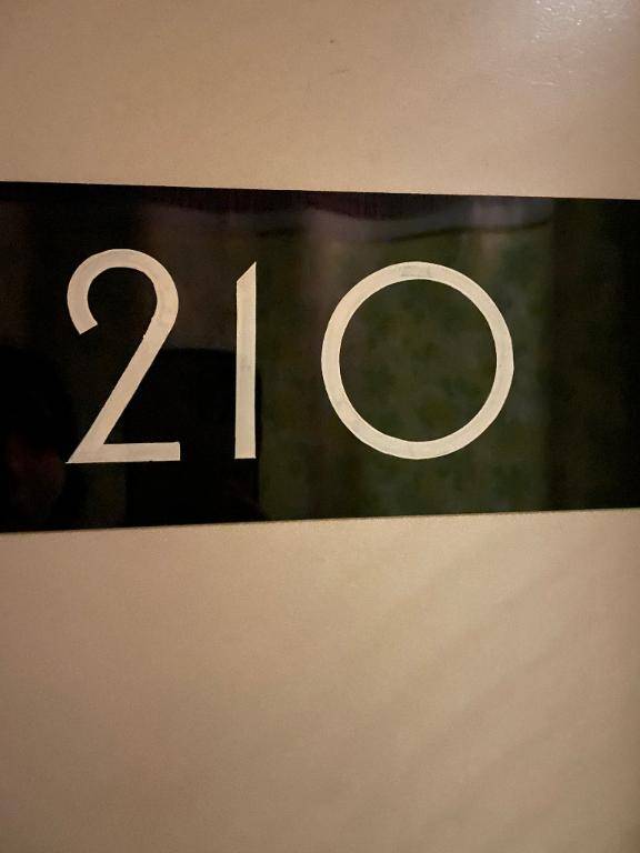 りゅうぐー　210号室
