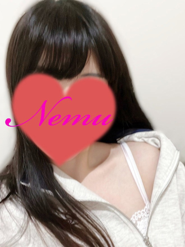 体験ねむ　未経験！天然エロ素人娘☆パイパン敏感潮吹き娘