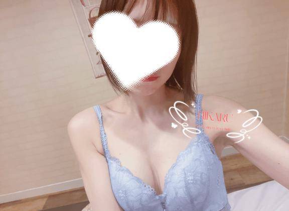 体験ひかる　背徳に濡れる白い肌