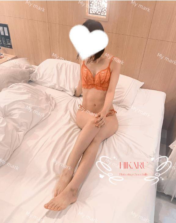 体験ひかる　視線を奪われる程の美女♡