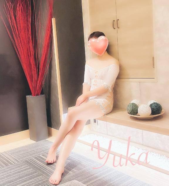ゆか　清楚なのにエロいんです☆潮吹きスレンダー美女