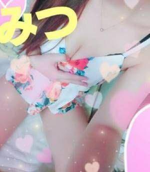 みつ トロ~リ溢れる蜜の味☆エロスが揺れるEcup美人