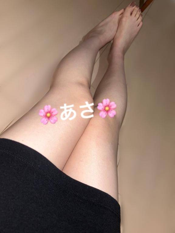 体験あさ　小柄色白スレンダーな変態痴女