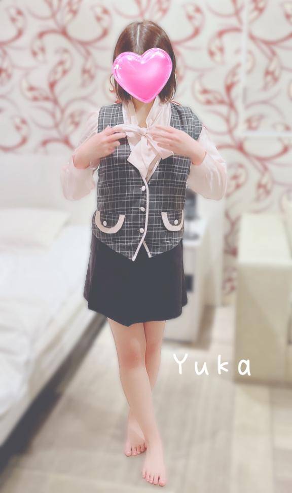 ゆか　清楚なのにエロいんです☆潮吹きスレンダー美女