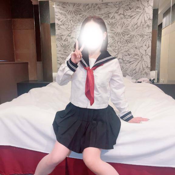 体験ひとみ 小柄で細身、夜は好奇心多め(タレント倶楽部アダルト)