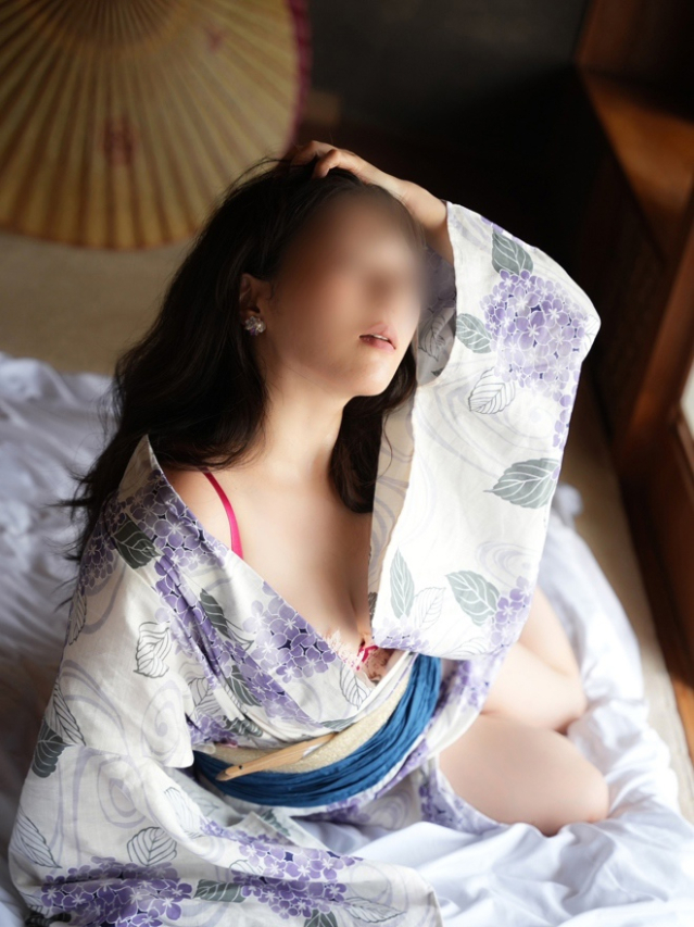りんこ 煌く妖艶なビジュアル☆美巨乳スタイル神レベル(タレント倶楽部アダルト)