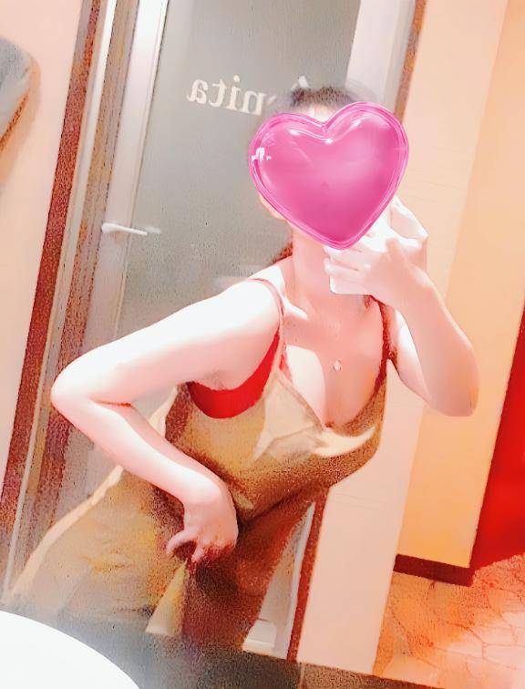 あやな