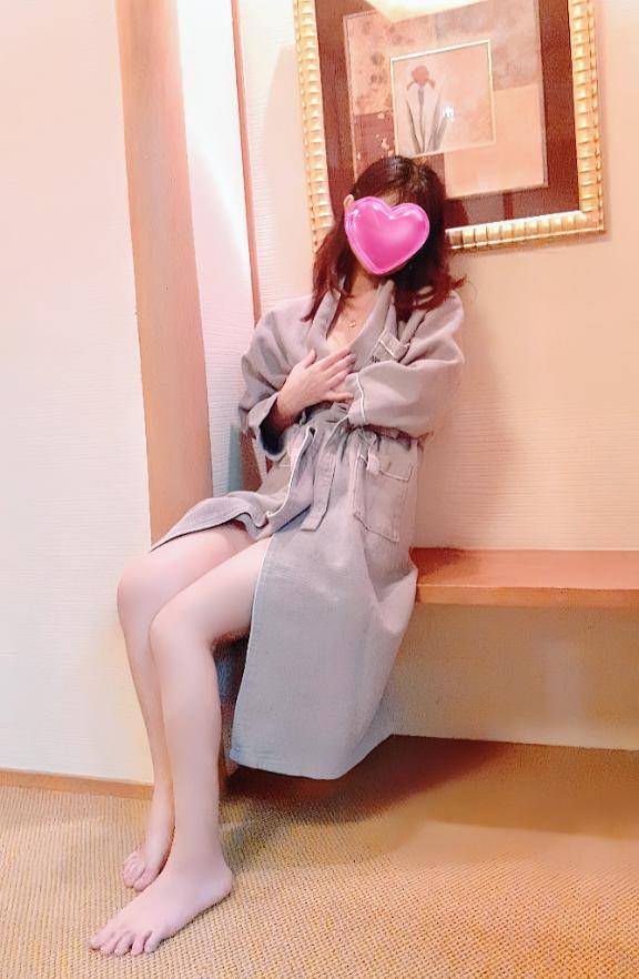 あやな