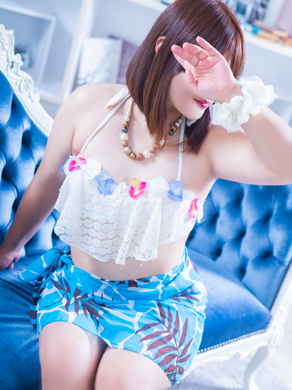 莉奈(りな)（天国にいちばん近い島ニューカレドニア式高級アロマエステ）