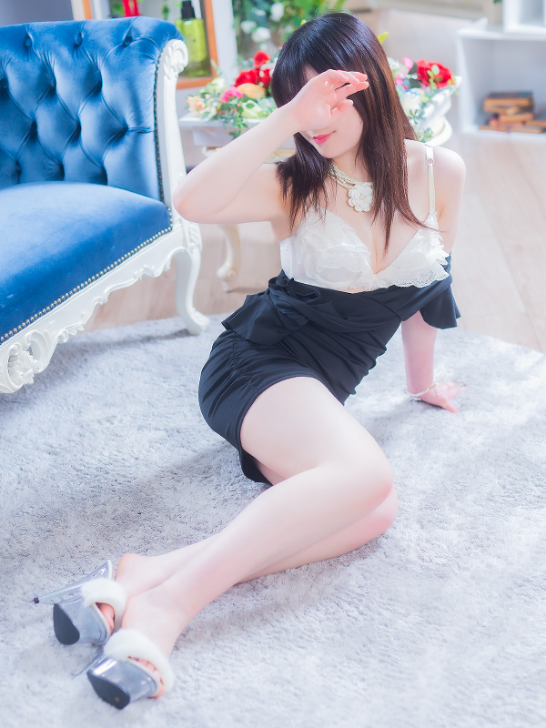 美菜(みな)(天国にいちばん近い島ニューカレドニア式高級アロマエステ)