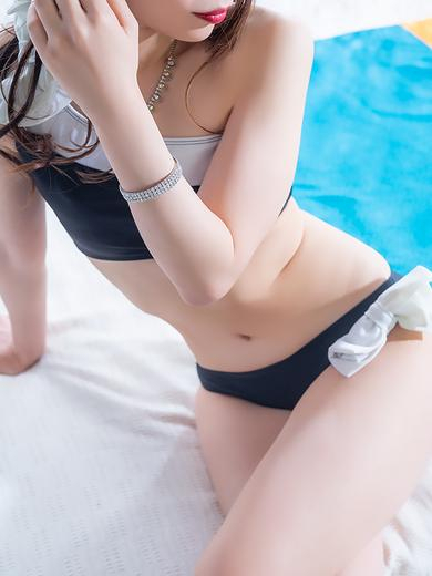 真七花(まなか)(天国にいちばん近い島ニューカレドニア式高級アロマエステ)