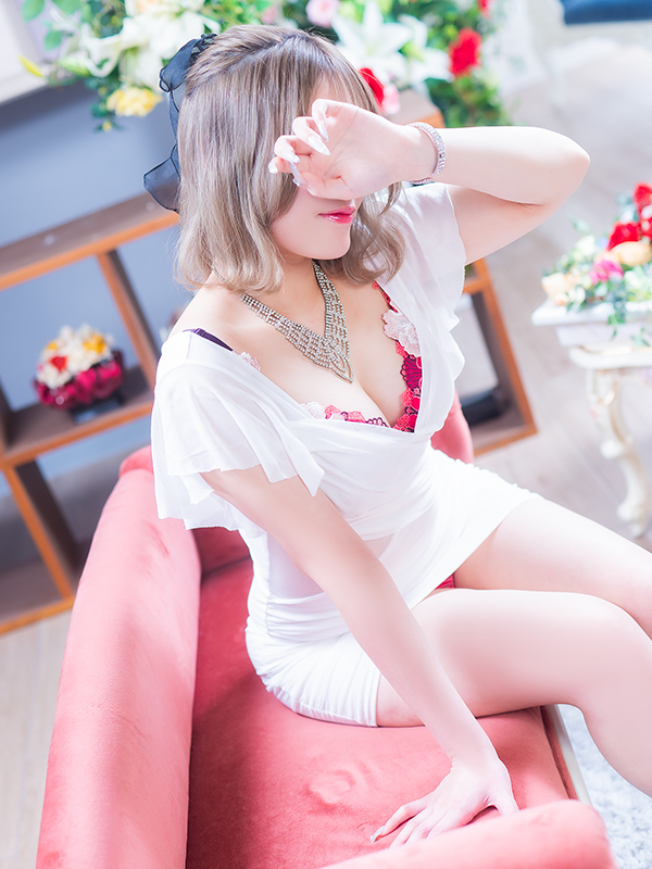 羽依(うい)(天国にいちばん近い島ニューカレドニア式高級アロマエステ)