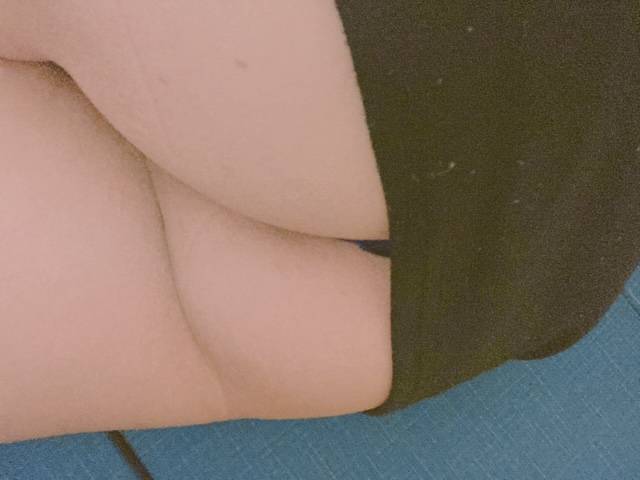 出勤してます。