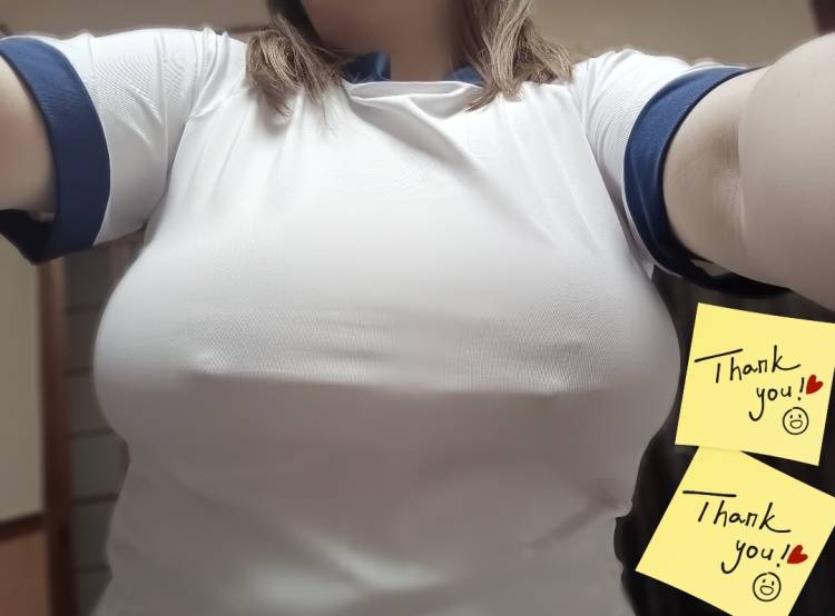 4月13日クイーン310の体操服仲良し様😚