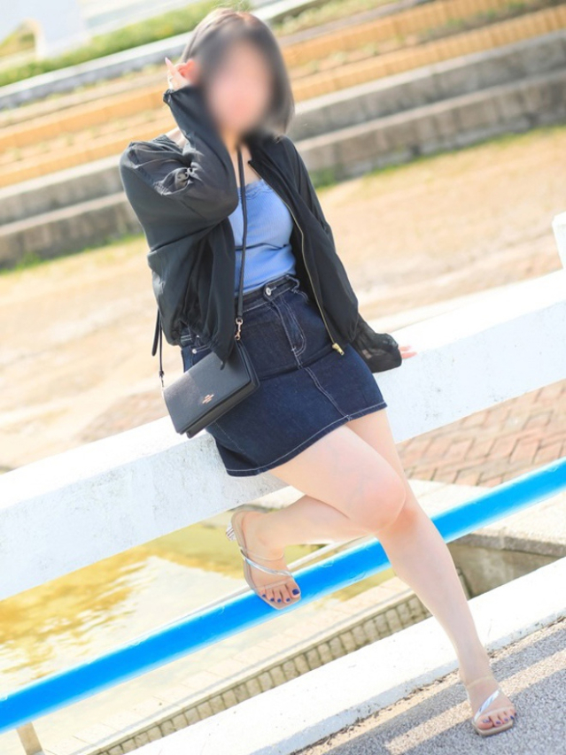 ふたば（[ｴﾛ妻多数在籍] 妻美喰い ～20代清楚系若奥様から60代ﾄﾞM淫乱熟女まで多数在籍～　宇部-山口-防府-美祢）