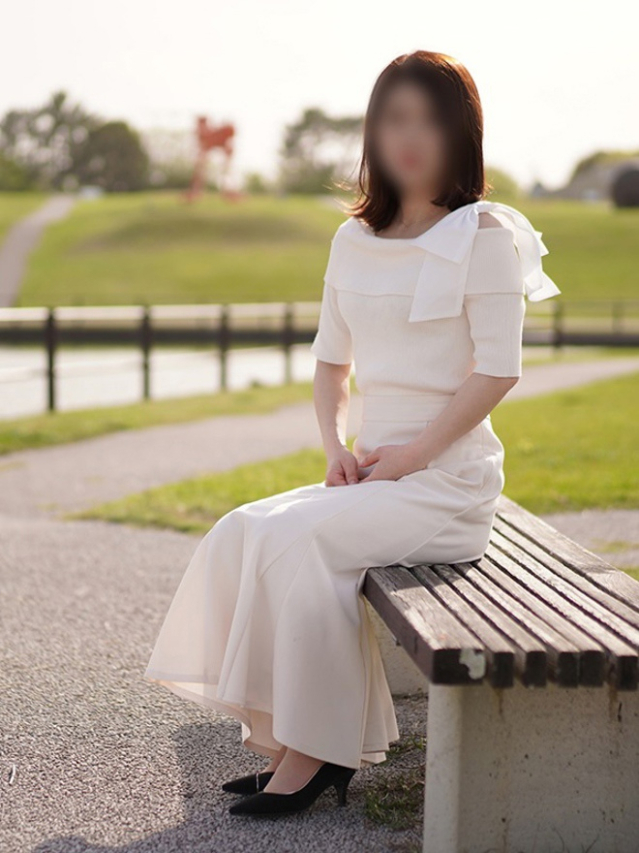 みほ（[ｴﾛ妻多数在籍] 妻美喰い ～20代清楚系若奥様から60代ﾄﾞM淫乱熟女まで多数在籍～　宇部-山口-防府-美祢）