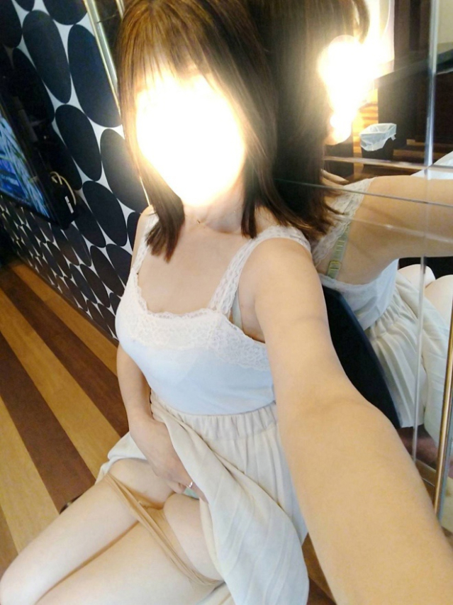 しほ（[ｴﾛ妻多数在籍] 妻美喰い ～20代清楚系若奥様から60代ﾄﾞM淫乱熟女まで多数在籍～　宇部-山口-防府-美祢）