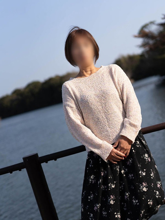 あさみ（[ｴﾛ妻多数在籍] 妻美喰い ～20代清楚系若奥様から60代ﾄﾞM淫乱熟女まで多数在籍～　宇部-山口-防府-美祢）