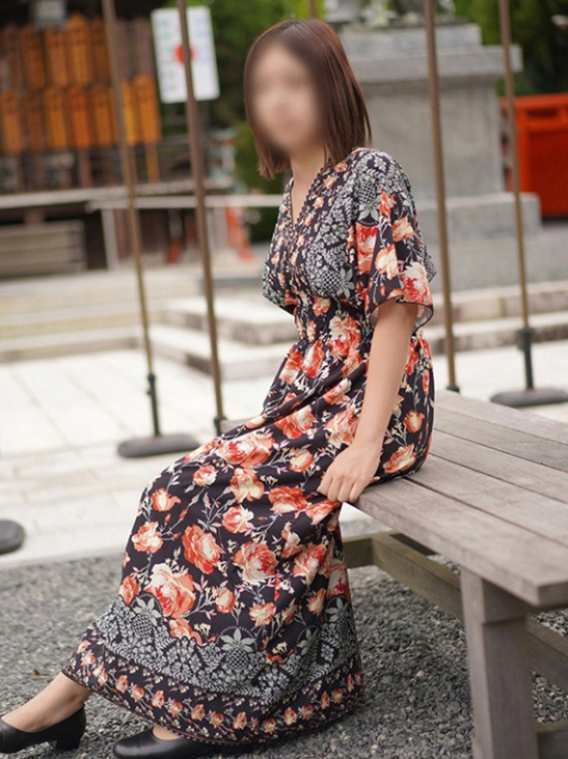 ちあき（[ｴﾛ妻多数在籍] 妻美喰い ～20代清楚系若奥様から60代ﾄﾞM淫乱熟女まで多数在籍～　宇部-山口-防府-美祢）