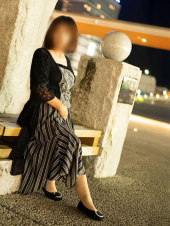 いずみ（[ｴﾛ妻多数在籍] 妻美喰い ～20代清楚系若奥様から60代ﾄﾞM淫乱熟女まで多数在籍～　宇部-山口-防府-美祢）