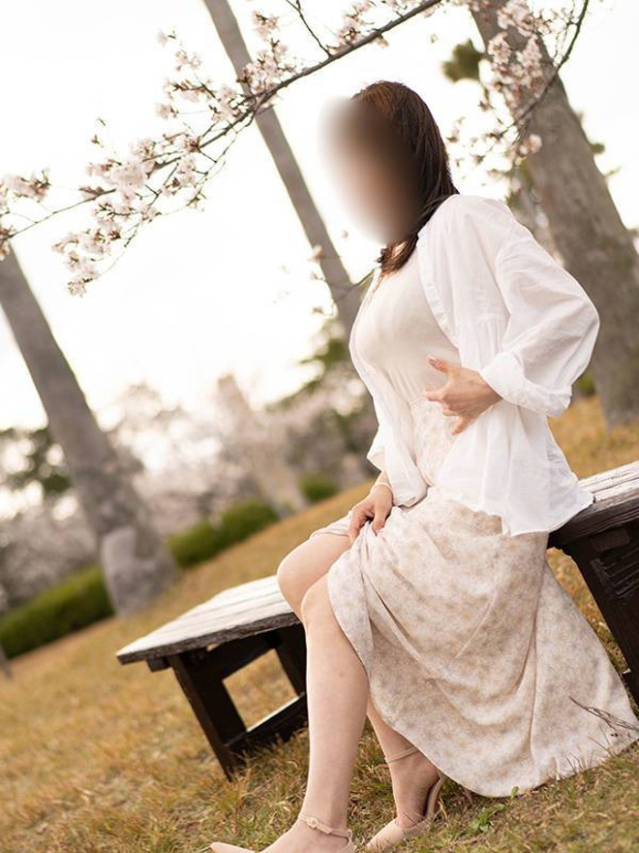 しほ（[ｴﾛ妻多数在籍] 妻美喰い ～20代清楚系若奥様から60代ﾄﾞM淫乱熟女まで多数在籍～　宇部-山口-防府-美祢）