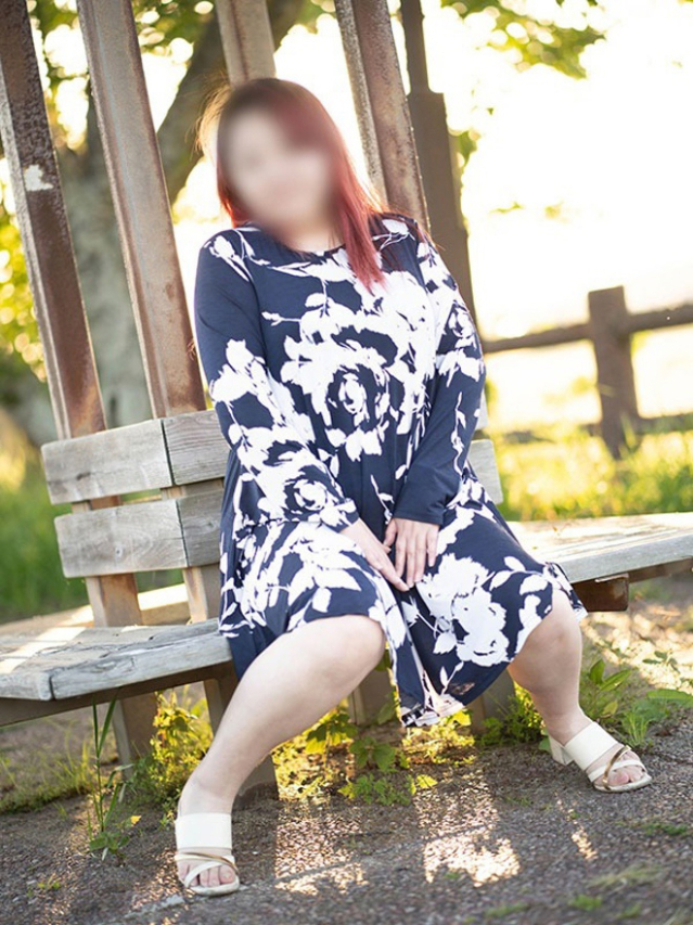 りおな（[ｴﾛ妻多数在籍] 妻美喰い ～20代清楚系若奥様から60代ﾄﾞM淫乱熟女まで多数在籍～　宇部-山口-防府-美祢）