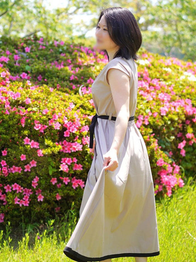 ほたる（[ｴﾛ妻多数在籍] 妻美喰い ～20代清楚系若奥様から60代ﾄﾞM淫乱熟女まで多数在籍～　宇部-山口-防府-美祢）