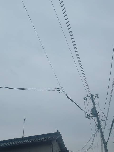 うーむぅ?>?<?