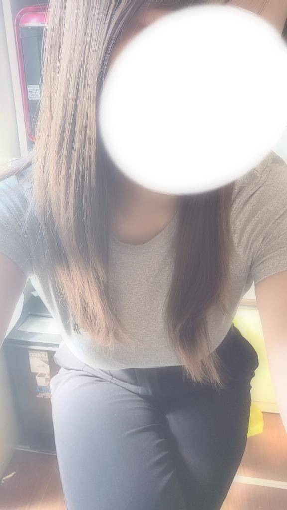 首元が寂しい?