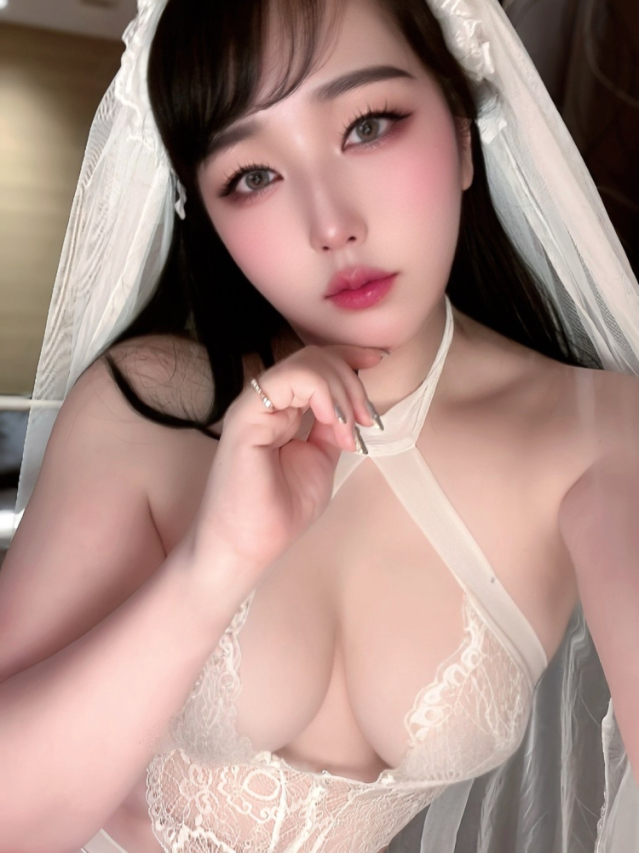 ルイ〜清楚に見えて超敏感〜