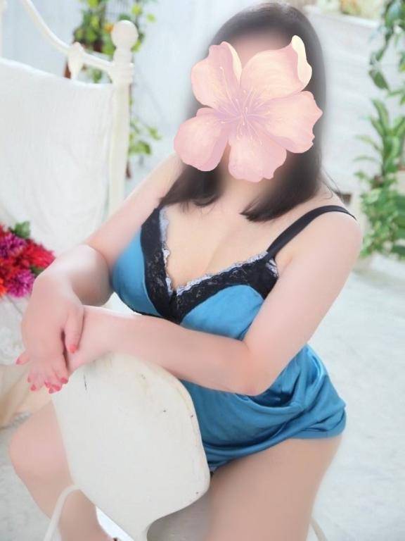 ぽっちゃりおねえさま(*???*)｡♪:*°