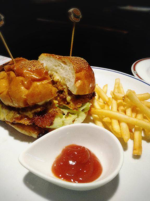 チーズバーガー?