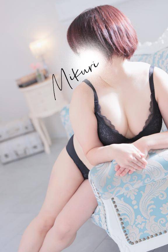 美久莉(みくり)(ベルベット広島『信頼の証ヴィーナスグループ』)