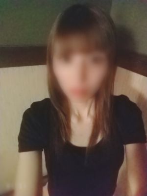 （竹内マッサージ）人気沸騰中！清楚な中に誠実さと気品さを合わせ持つ超スレンダー美脚美形奥様の美香