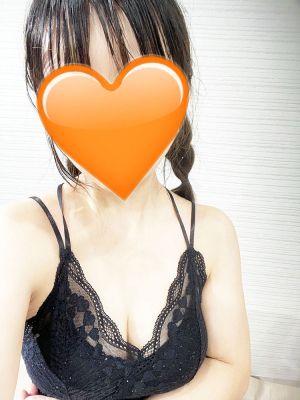 （新橋フェアリーズ）ミニマム巨乳、絶品おっぱい♪！