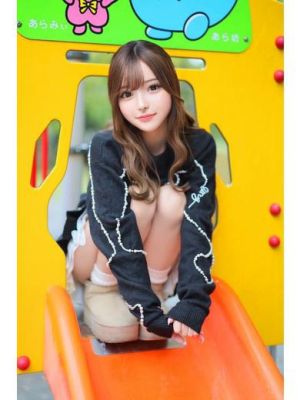 （女帝）童顔ロリっ子ちゃんが過激ご奉仕！