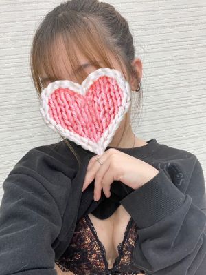 （新橋フェアリーズ）緊急体験入店☆完全業界未経験の可愛い系19歳♪『りりちゃん（19）』