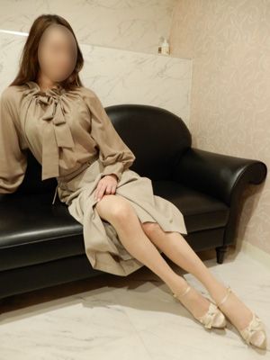 （ロダン）タバコを吸わない素敵な熟女さん大募集！！